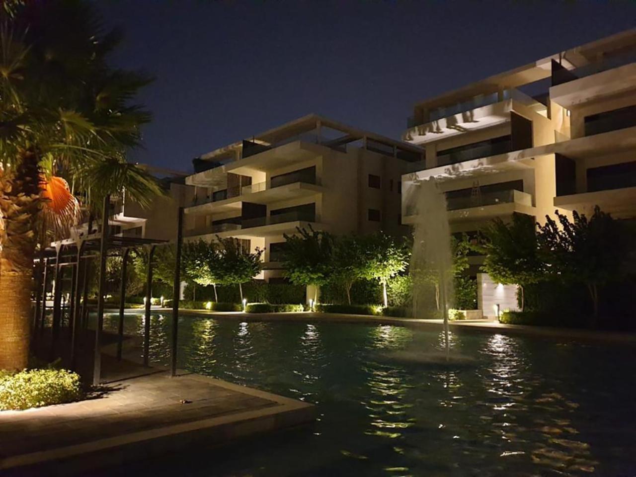 Ground Apartment 2-Bedrooms In Lake View Residence Amazing Price! New Cairo Dış mekan fotoğraf